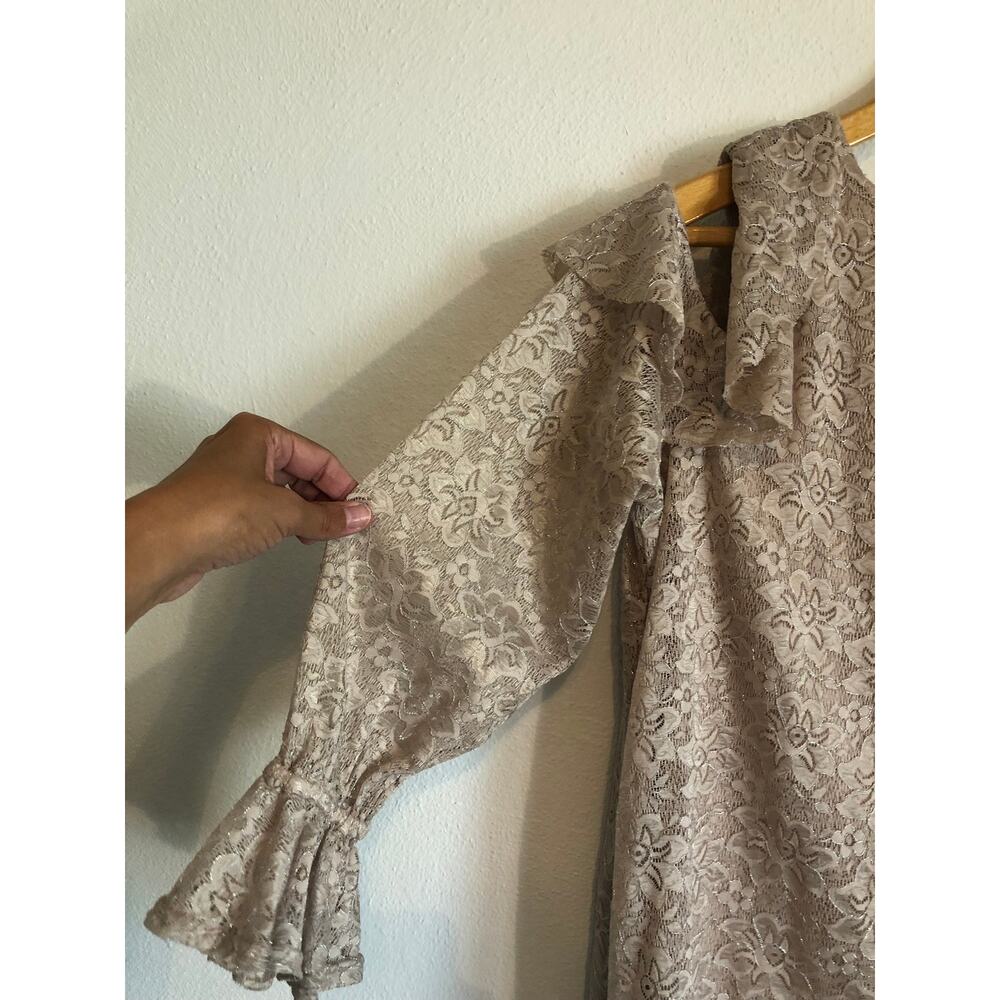 Carolina Belle Montreal Tan Lace Top Ruffled Stretch Bell Sleeves Romantic XL - Picture 4 of 9